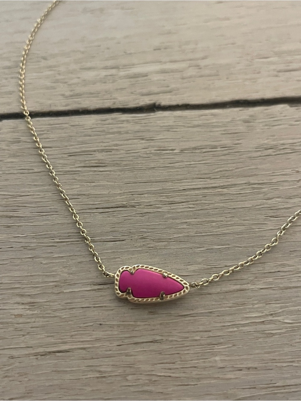 Kendra Scott Skylie necklace Hot Pink Arrowhead Pendant with gold